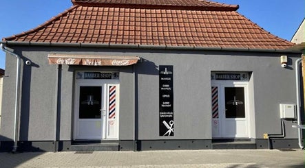 Beyond Bridge Barber - Máté szalon külső megjelenése Szeged, HU címen.