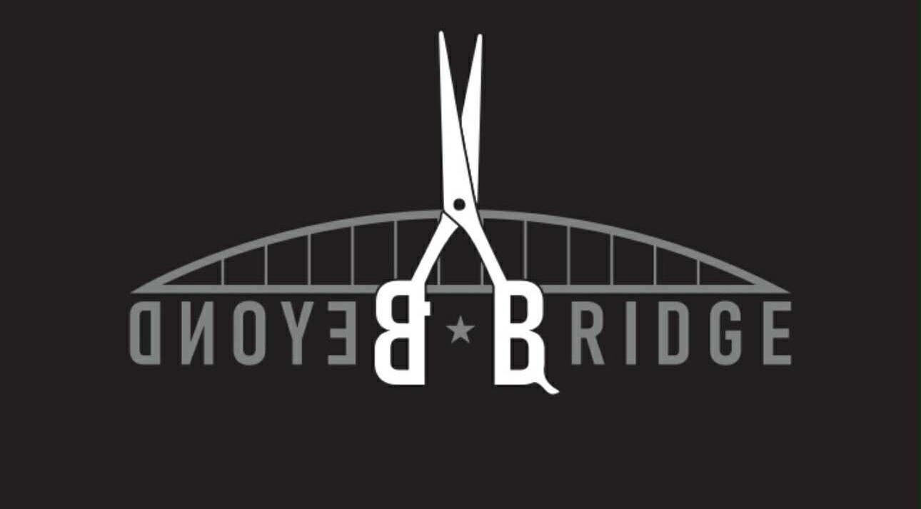 Beyond Bridge Barber - Máté logó, olló híd alatt, Szeged, HU.