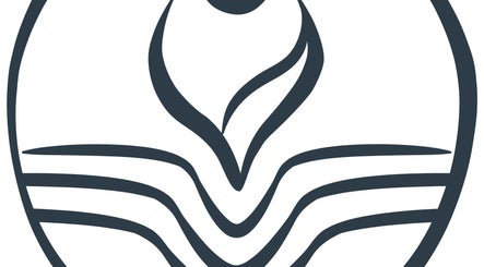Logo élégant de Un Brun Masseur à Paris, Île-de-France, FR, représentant un lotus stylisé.