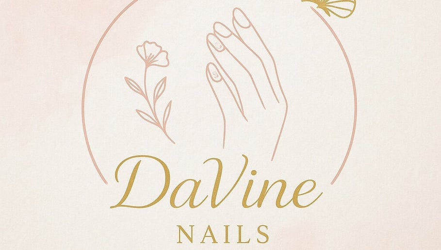 DaVine Nails logo featuring hand and flower design in Leigh on Sea, England, GB.