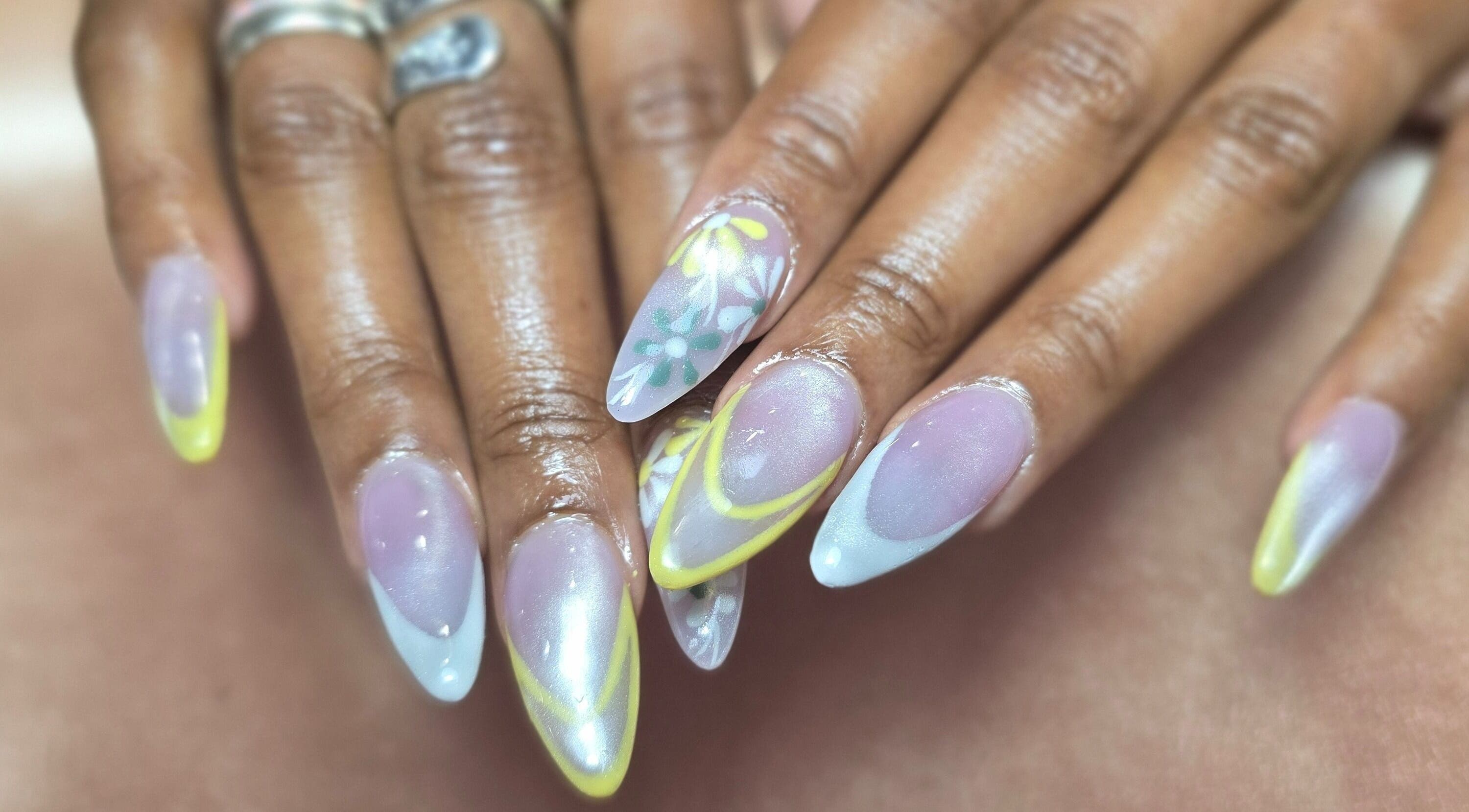 Elegant floral nail art by NailVixenKay The Travel Nail Tech in Chicago, Illinois, US.