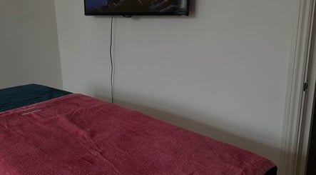 BL | Massage Therapist