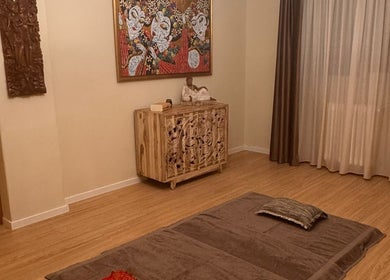 Relaxing massage room at Taksu SPA, with elegant decor in București, București, RO.