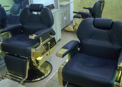 Luxury salon chairs at Strands On Fleek Hair & Nail Bar, Nairobi, Nairobi, KE.