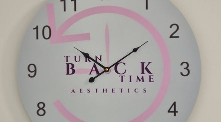 Turn Back Time Aesthetics图像3