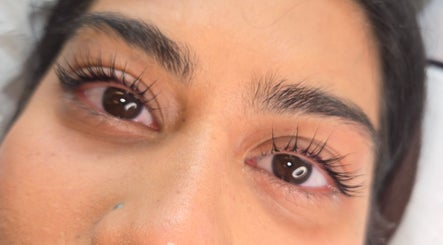 Close-up of enhanced eyelashes at Beauty Divine, Royal Leamington Spa, England, GB.