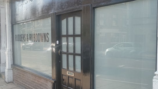 Rudders & Rubdowns Male Massage Spa