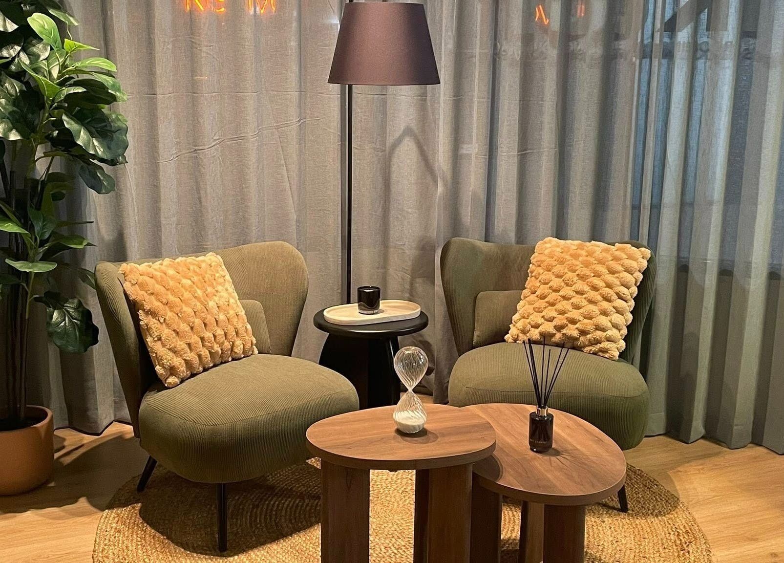 Relaxing lounge area at Viktor - Men's Grooming Lounge, Caloundra, Queensland, AU with cozy seating and decor.