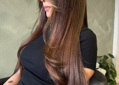 woman with long, sleek hair at SHADE TWENTY2, Wolverhampton, England, GB.