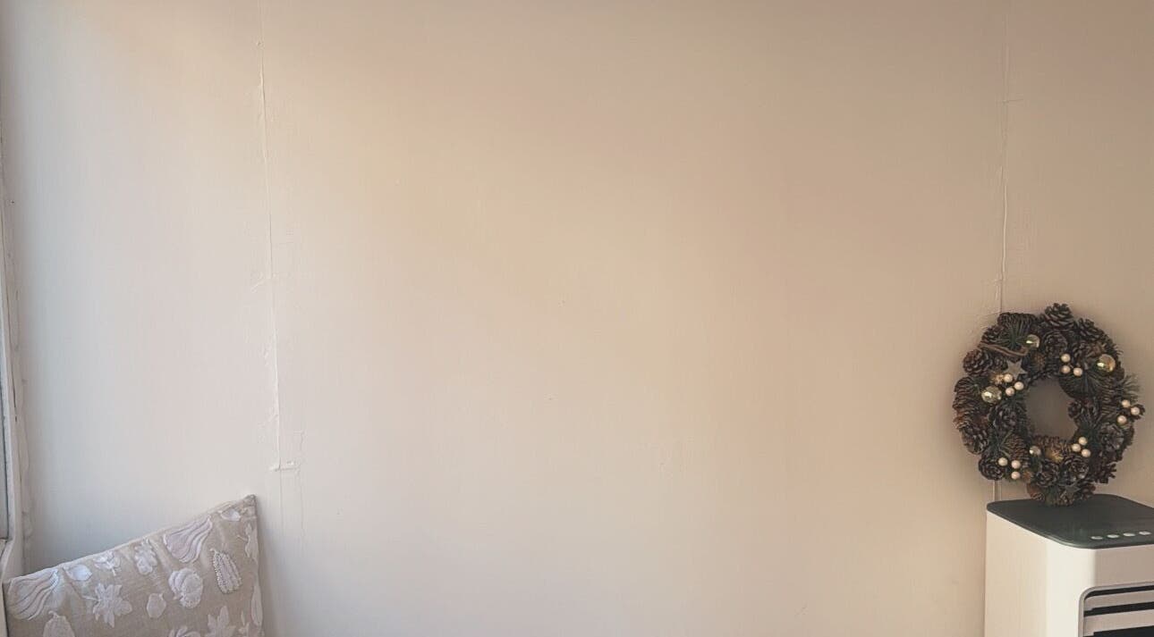 Elegant corner with decorative wreath on display at By KatyAlice, Kippax, England, GB.