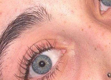 Close-up of expertly styled eyelashes at Lashesbyzoew in Gorebridge, Scotland, GB.