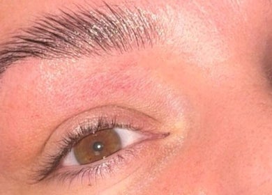 Close-up of expertly groomed eyebrows at Lashesbyzoew in Gorebridge, Scotland, GB.