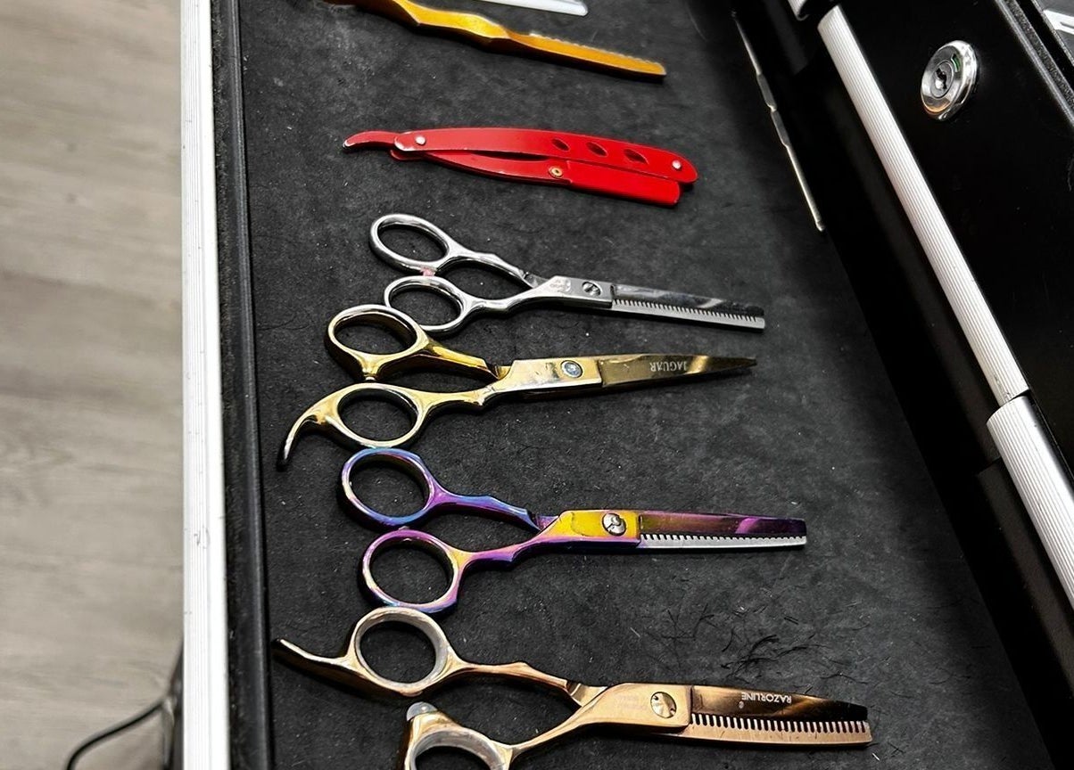 Herramientas de peluquería en Impakto, Atlántida, Departamento De Canelones, UY.