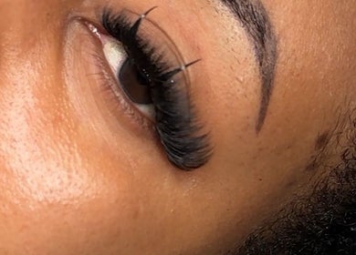 Close-up of styled eyelashes at Eyelash Villa, Accra, Greater Accra Region, GH showcasing elegant lash design.
