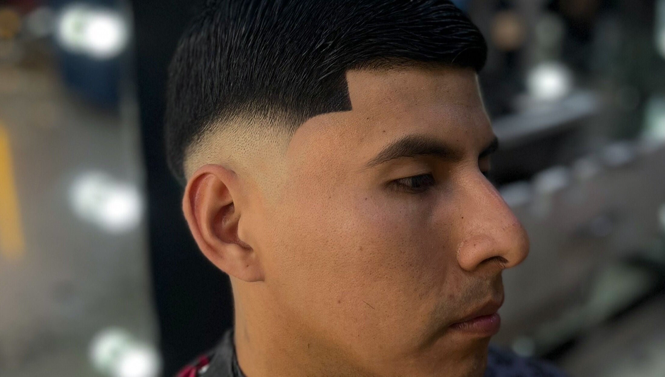 Corte de cabello moderno en Top Vision | Villa El Salvador | AV. BOLÍVAR, Lima, Provincia De Lima, PE.