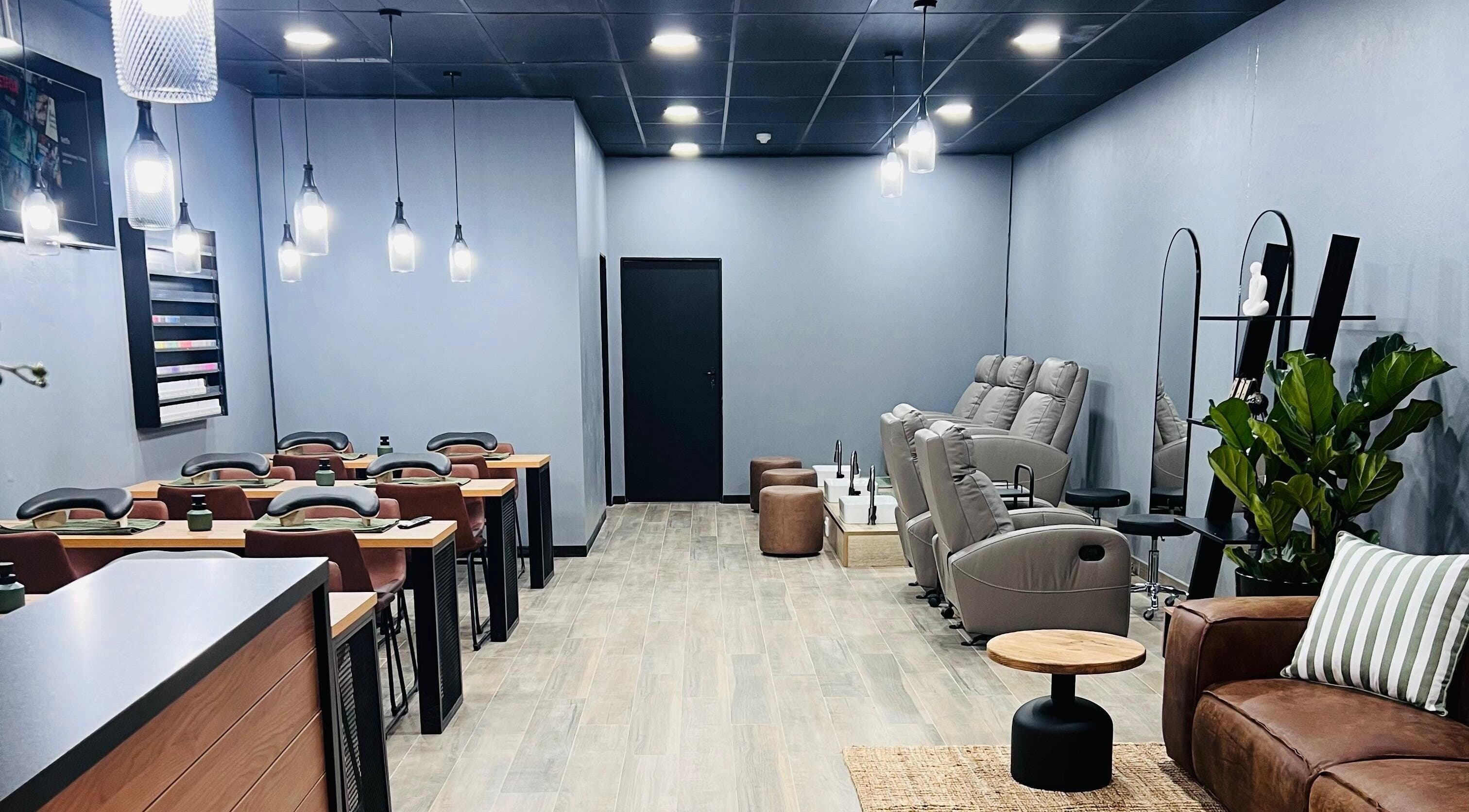 Modern nail salon chairs and tables at Giggles n Kurls Lynnwood, Pretoria, Gauteng, ZA.