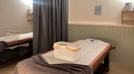 Relaxing massage room at TARA Thai & Remedial Massage in Darlinghurst, New South Wales, AU.