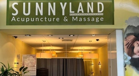 Sunny Land  Acupuncture