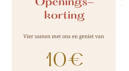 Sureechai Massages in Hove, Vlaanderen, BE offers a 10€ opening discount invitation.