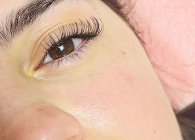 Close-up of eyelash extensions at Dolls By Demi in Dagenham, England, GB.