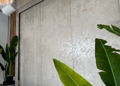 Lush green plants at De Palma Nail Spa, Makkah, Makkah Province, SA, creating a serene ambiance.