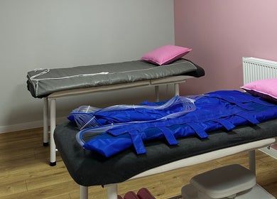 Gabinet Studio Figura Łomża w Łomży, Województwo Podlaskie oferujący relaksacyjny masaż.