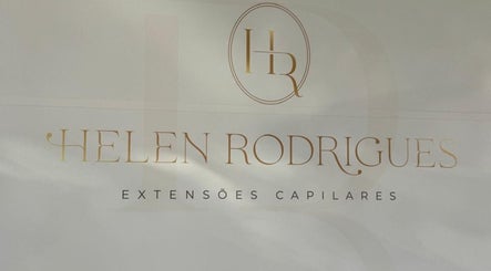 Logotipo de Helen Rodrigues extensões capilares em Rio De Mouro, Lisboa, PT com design elegante.