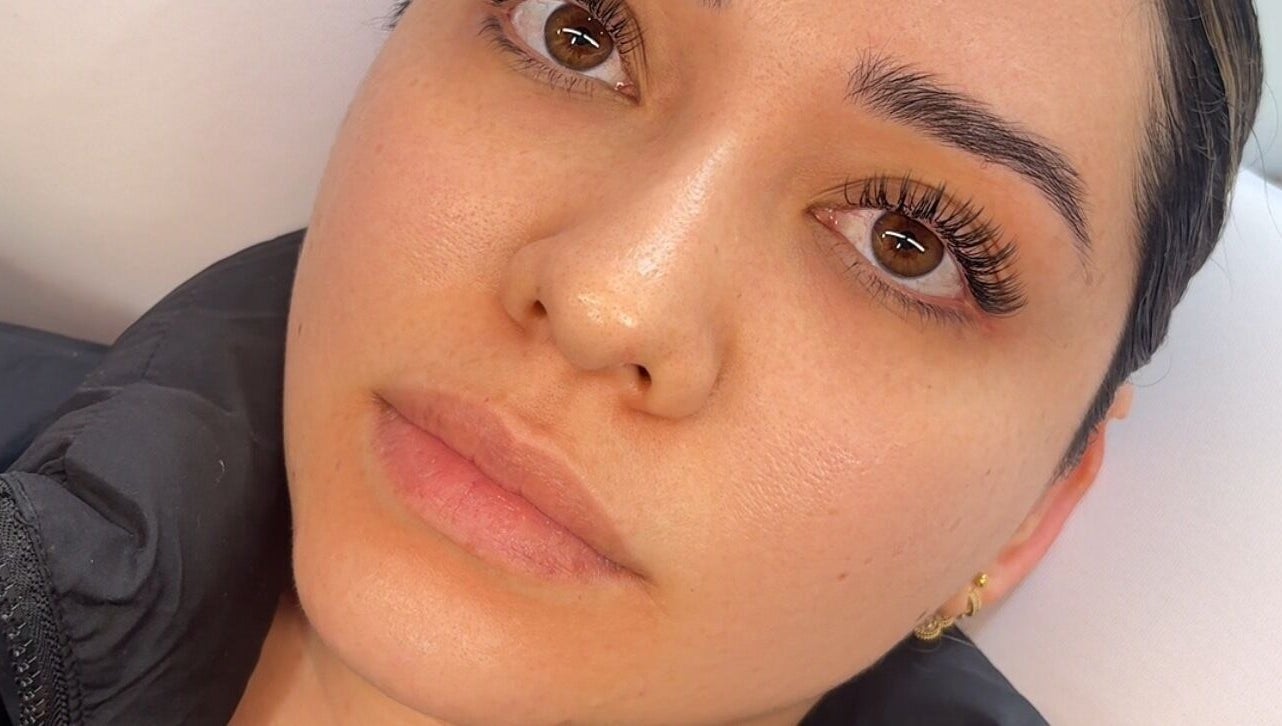 Realce de pestañas en Las pestañas de Ru, Morelia, Morelia, MX.