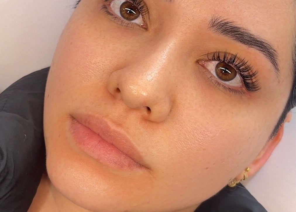 Realce de pestañas en Las pestañas de Ru, Morelia, Morelia, MX.