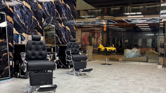 Bedford (Sunnyside Mall) 3