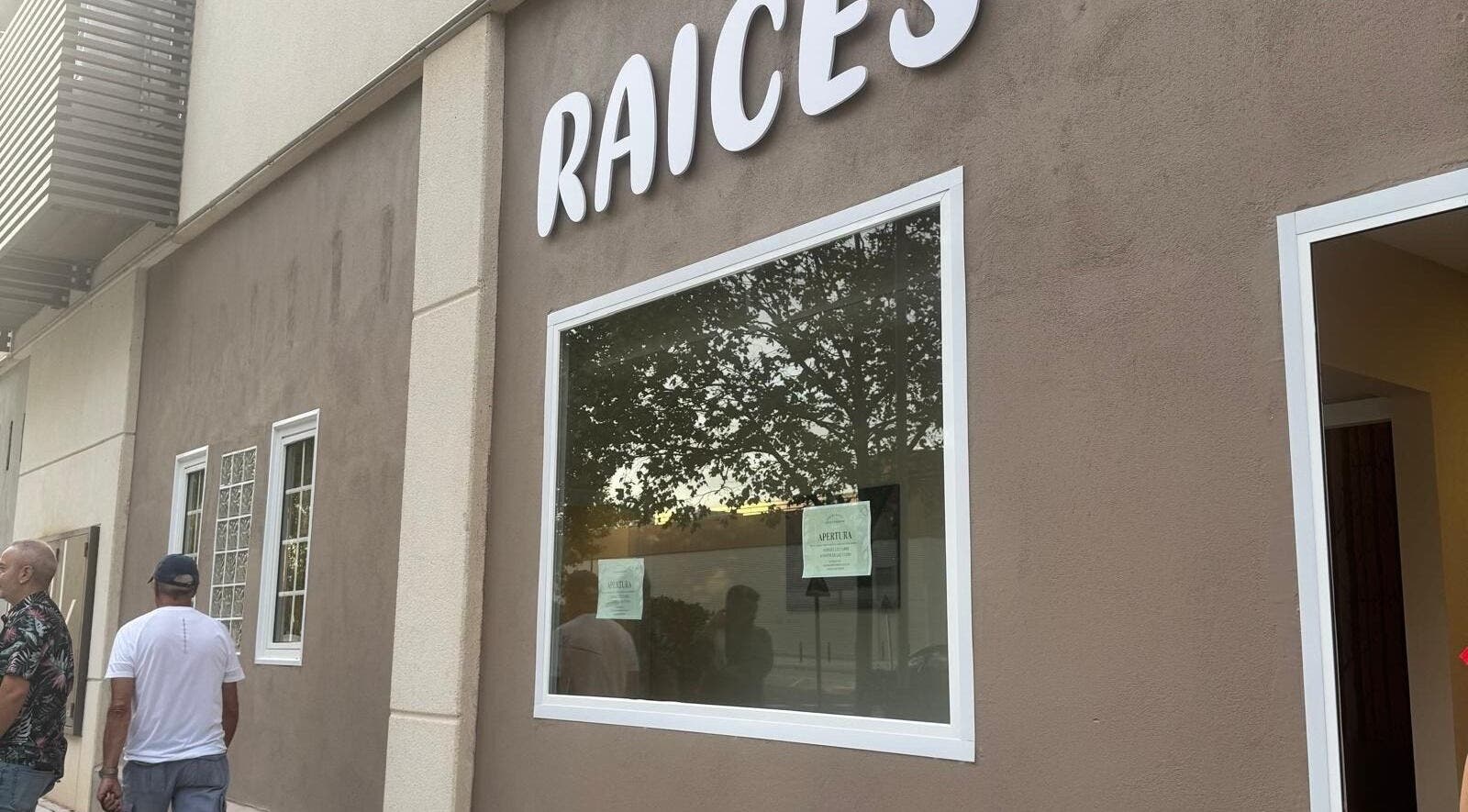 Fachada de Raíces Estetica Y Bienestar en Valdeluz, Castilla-la Mancha, ES.