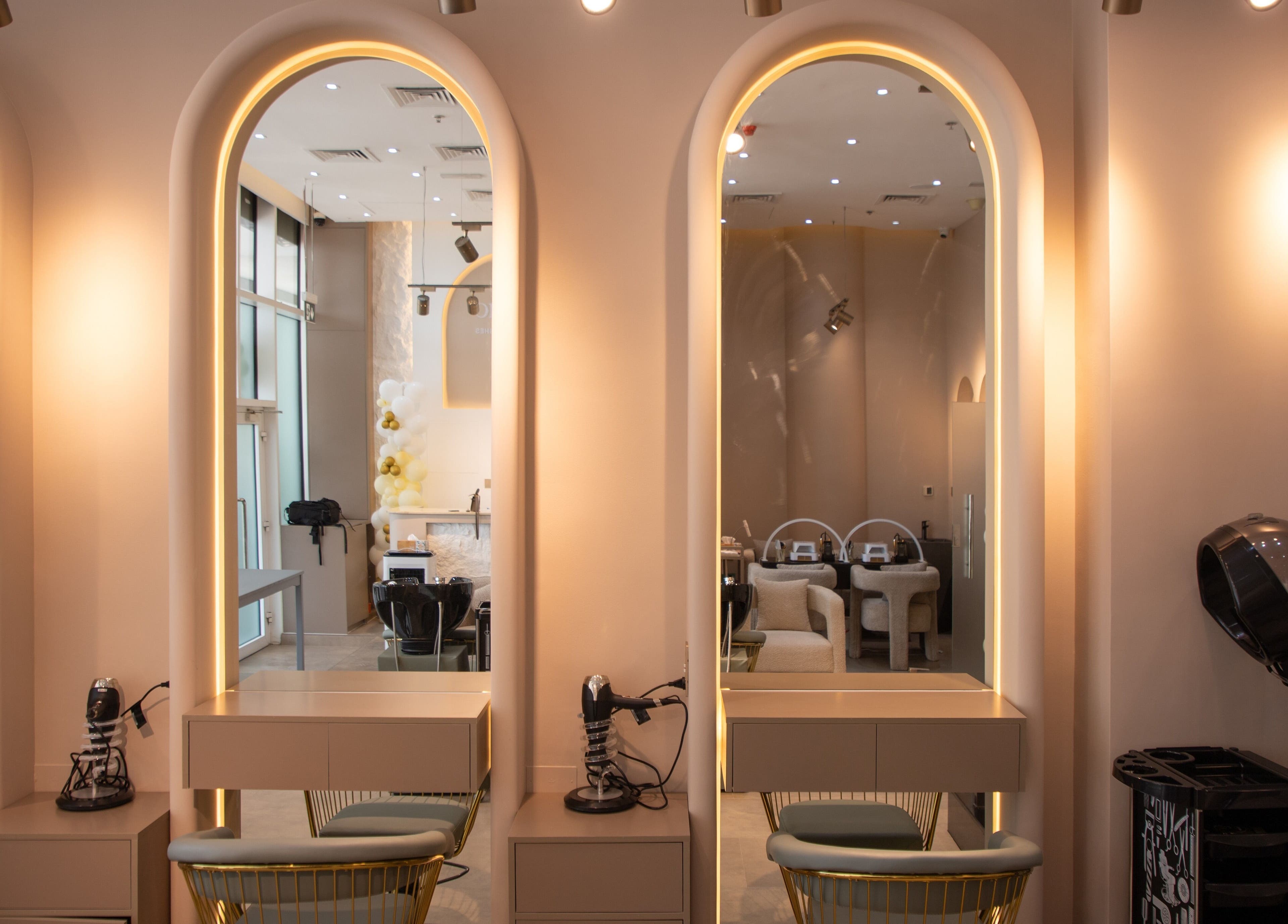Chic salon interior with mirrors at So Chic Paris, Dubai, Dubai, AE.