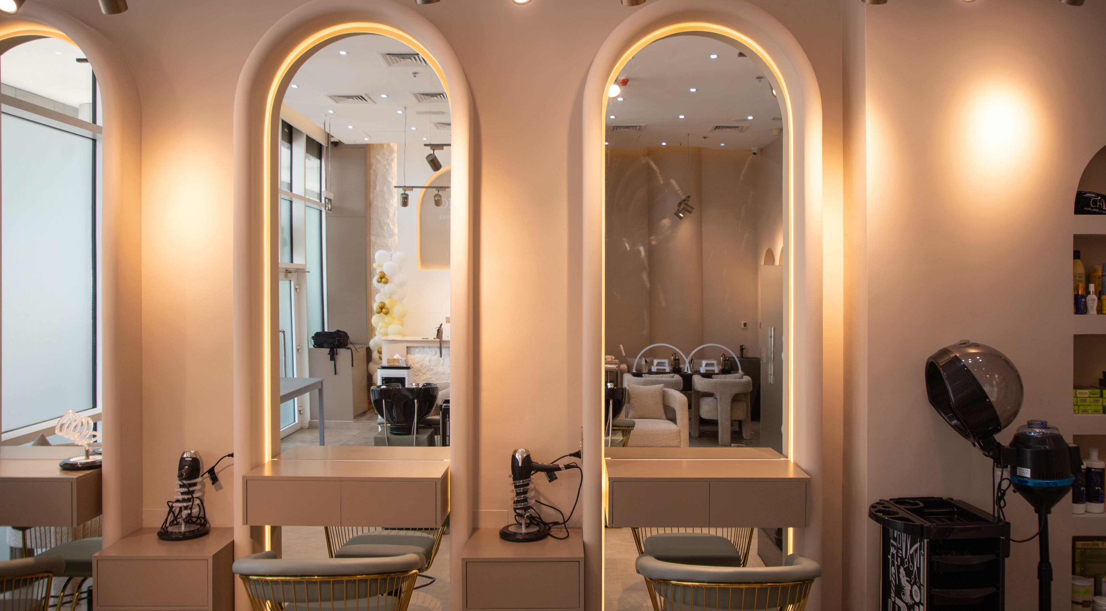Chic salon interior with mirrors at So Chic Paris, Dubai, Dubai, AE.