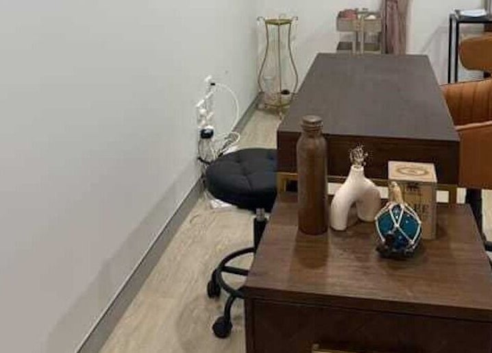 Sprout Tokyoのモダンな施術室、St Leonards, New South Wales, AUにて。