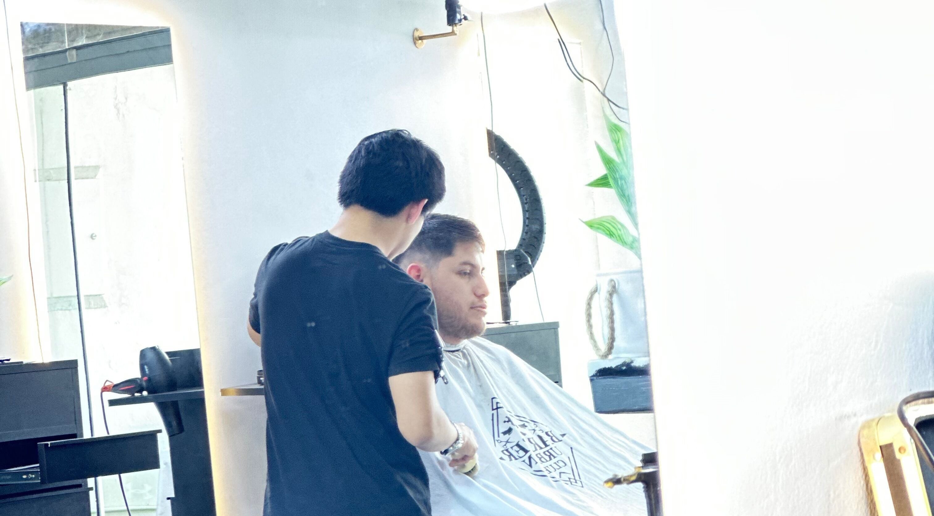 Corte de cabello en BARBER URBAN CLUB, Santa Cruz De La Sierra, Departamento De Santa Cruz, BO.