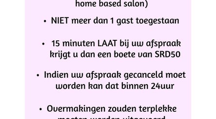 DreamyNails.SR salonvoorschriften in Paramaribo, Paramaribo, SR benadrukken etiquette en boetebeleid.