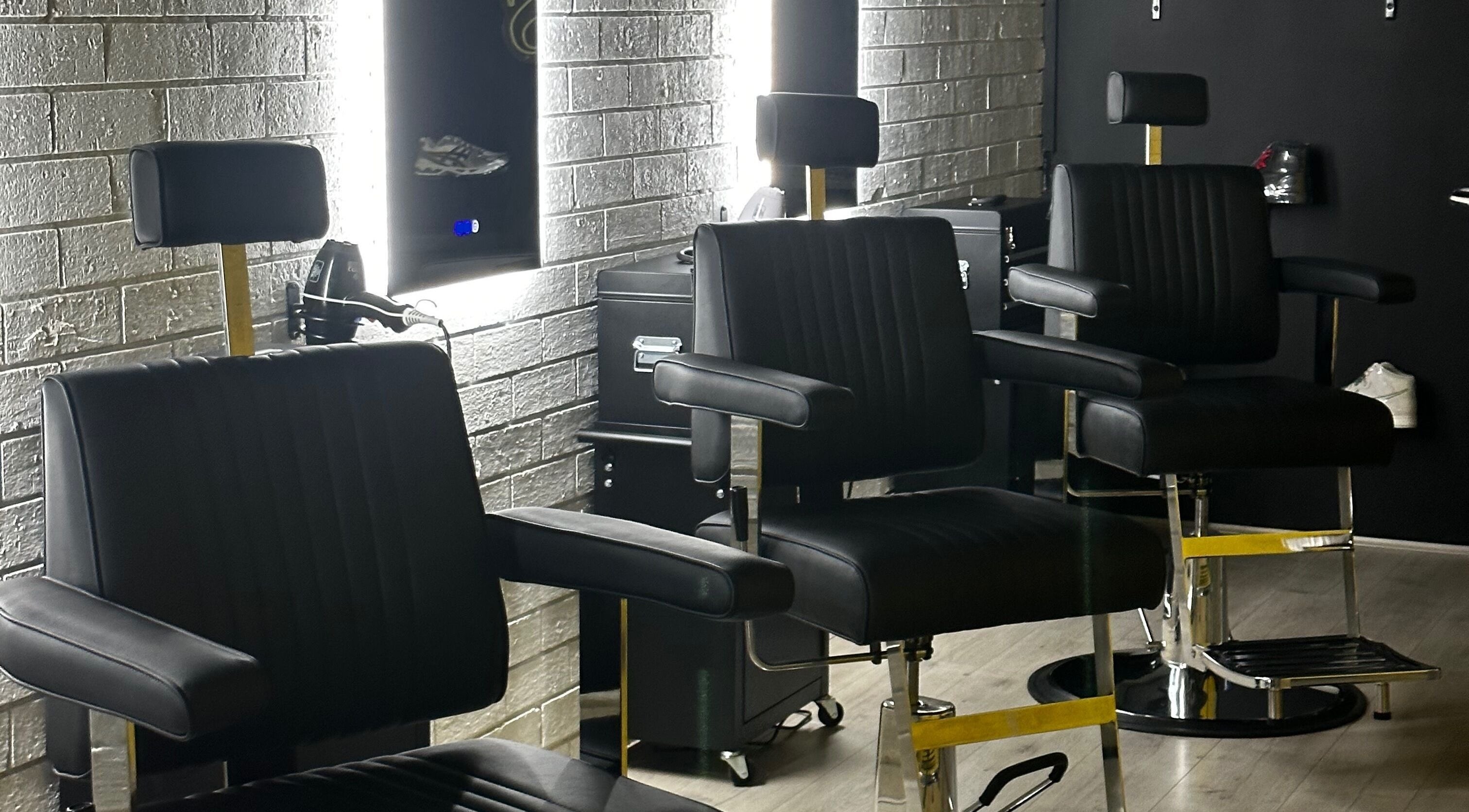 Sleek barber chairs at Montana Fadez Barbershop in Winmalee, New South Wales, AU. Stylish and inviting setting.
