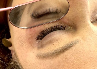 Close-up of eyelash extensions at Honey Blush Beauty, Middelburg, Mpumalanga, ZA.
