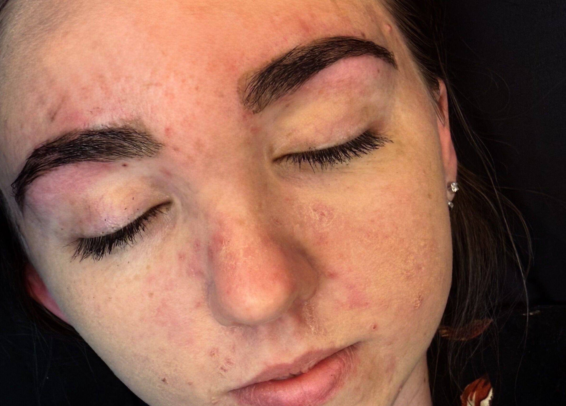 Freshly shaped brows after treatment at Honey Blush Beauty, Middelburg, Mpumalanga, ZA.