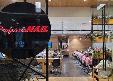 Professionail | Bondi Junction interior with skilled staff at work, Bondi Junction, New South Wales, AU.