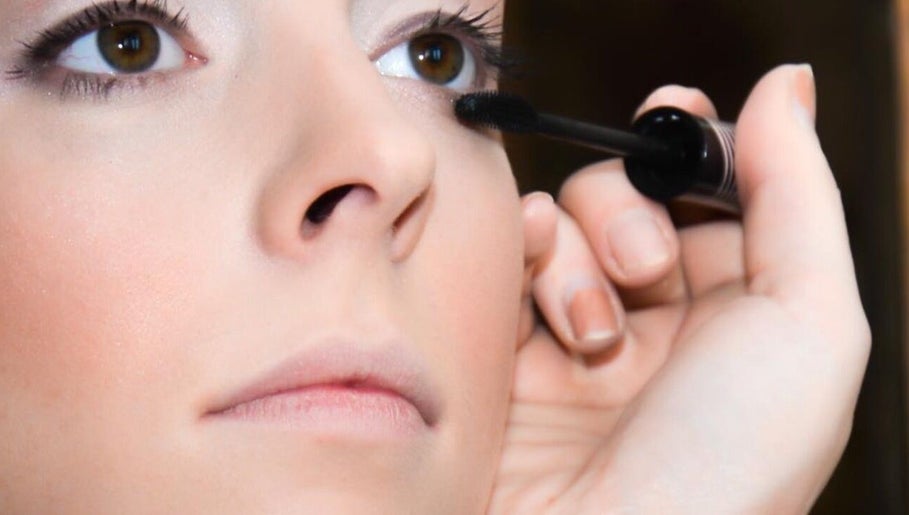 Close-up of eye makeup application at Atelier Miss Lima, Montréal, Québec, CA.