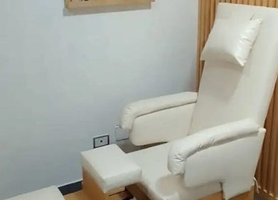 Silla de spa en Juliannys Nails, Miraflores, Provincia De Lima, PE: comodidad y estilo para pedicuras.