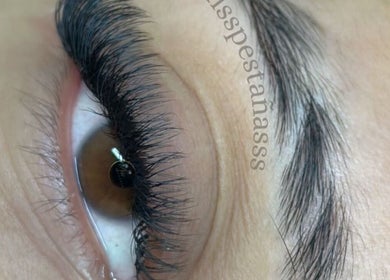 Primer plano de extensiones de pestañas en Miss Pestañasss, Buenos Aires, Ciudad Autónoma De Buenos Aires, AR.
