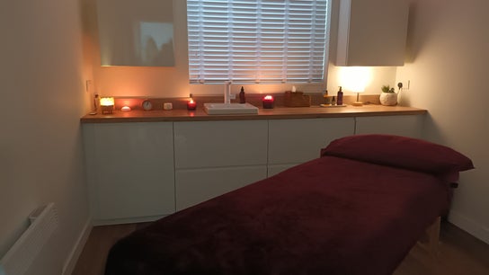 Velvet Lily Massage