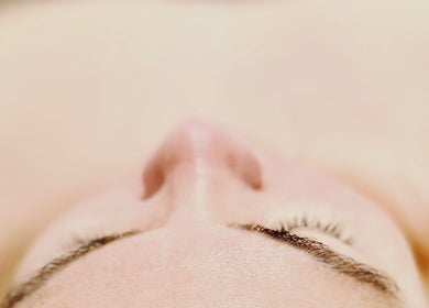 Ansiktsmassage på Jac Ferrer wellness i Stockholm, Stockholms Län, SE. Perfekt för avkoppling och skönhet.