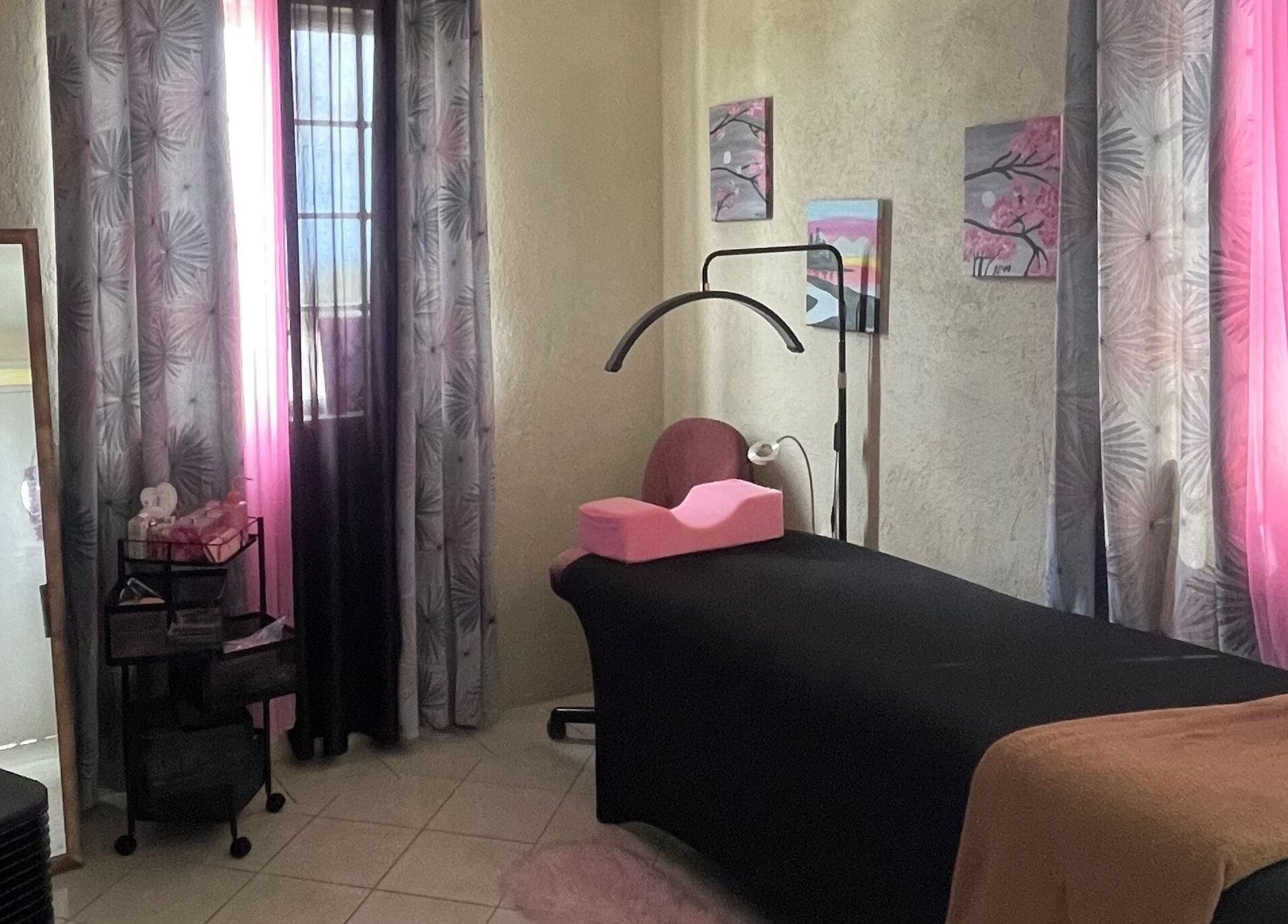 Calm and cozy lash studio at Ny Candy Lashes, Bridgetown, Saint Thomas, BB, featuring elegant decor.