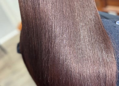 Smooth, shiny brown hair at SAMBELLEZAHAIR in Penrith, New South Wales, AU.