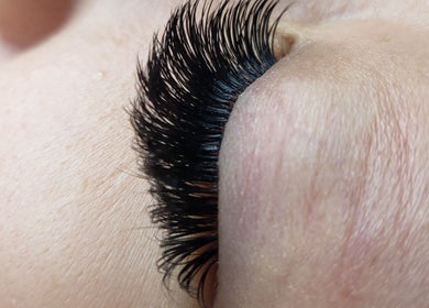 Close-up of elegant eyelash extensions at lusciouslashesmelbourne, Melbourne, Victoria, AU.