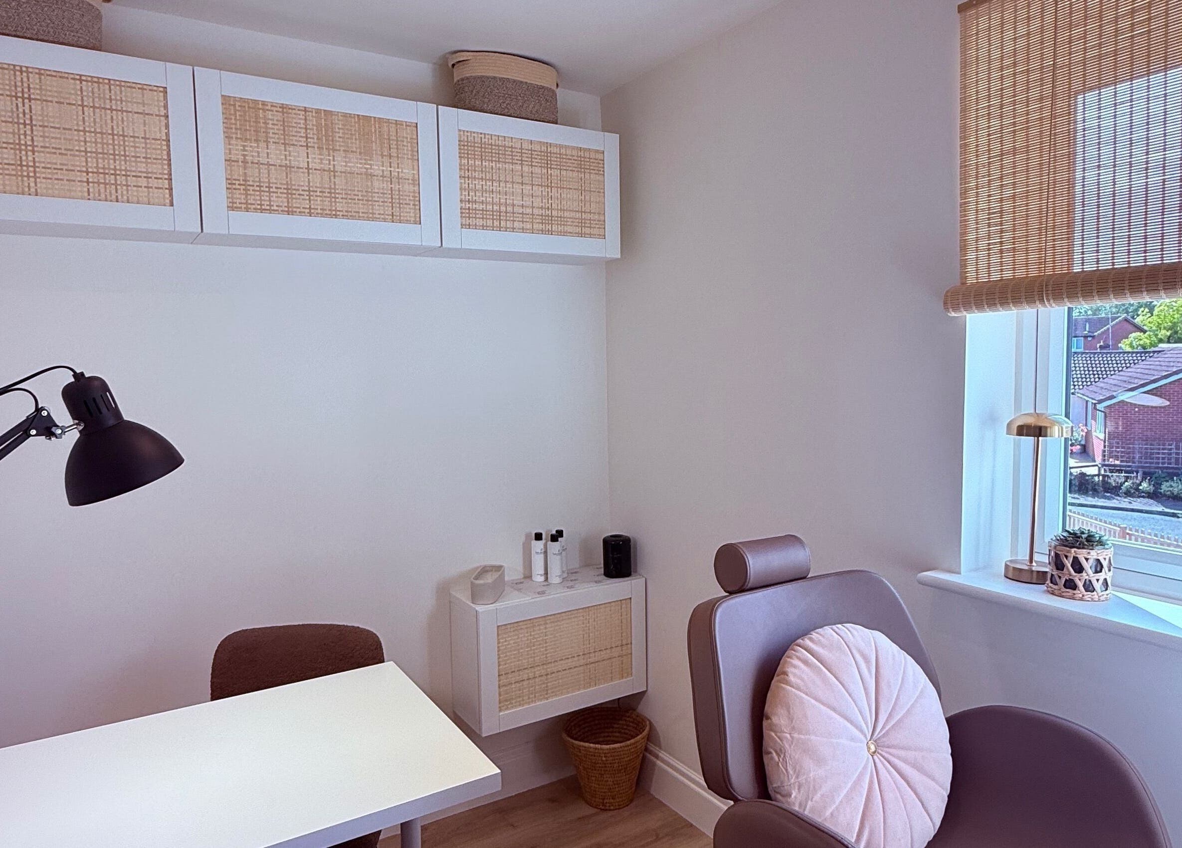 Cozy therapy space at By Carmen Rosa in Broughton Astley, England, GB with natural decor.