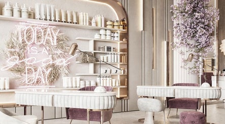 Luxurious interior of iBrows by Farah in Coventry. Elegant design with floral decor and modern beauty products.